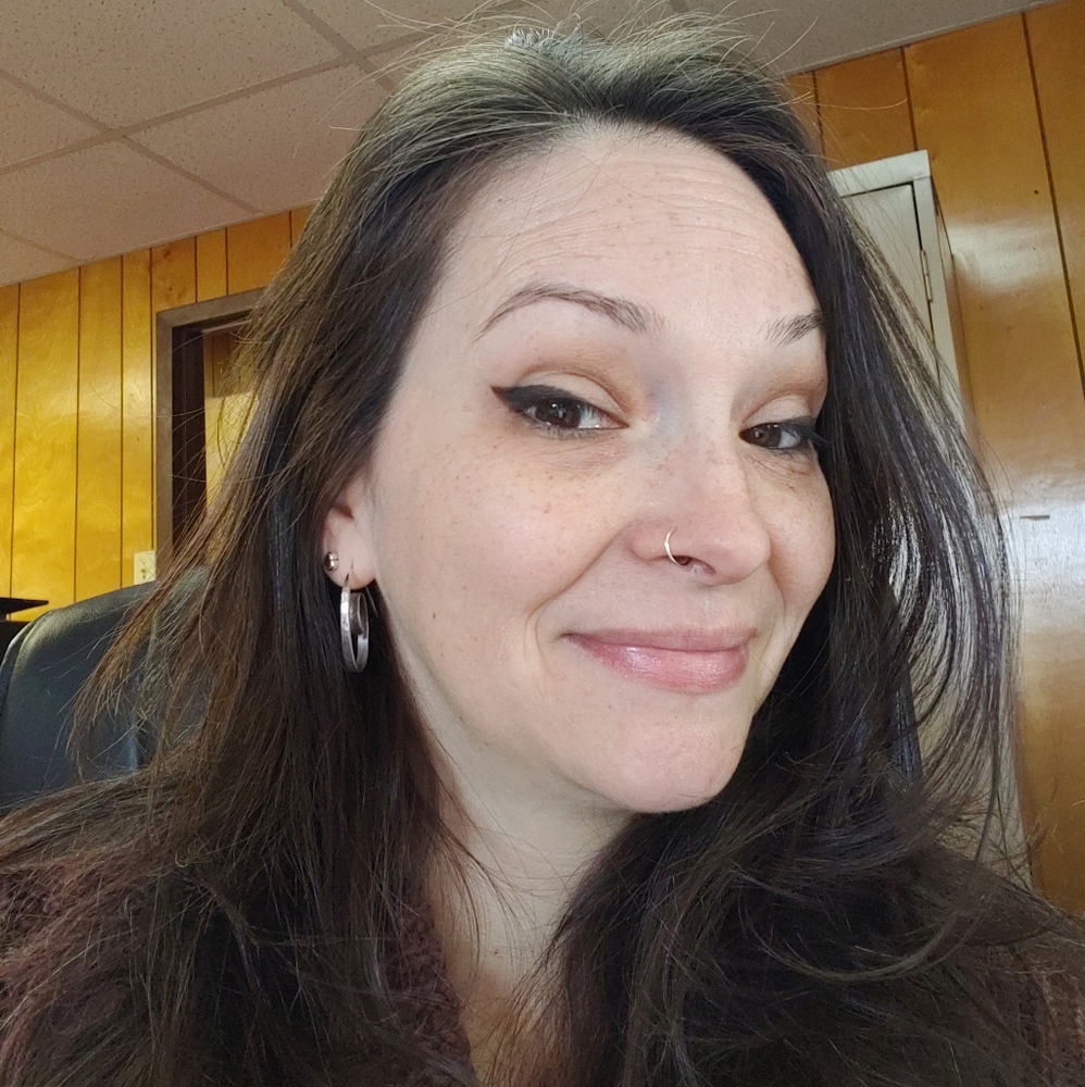 Meet your Posher, Monica